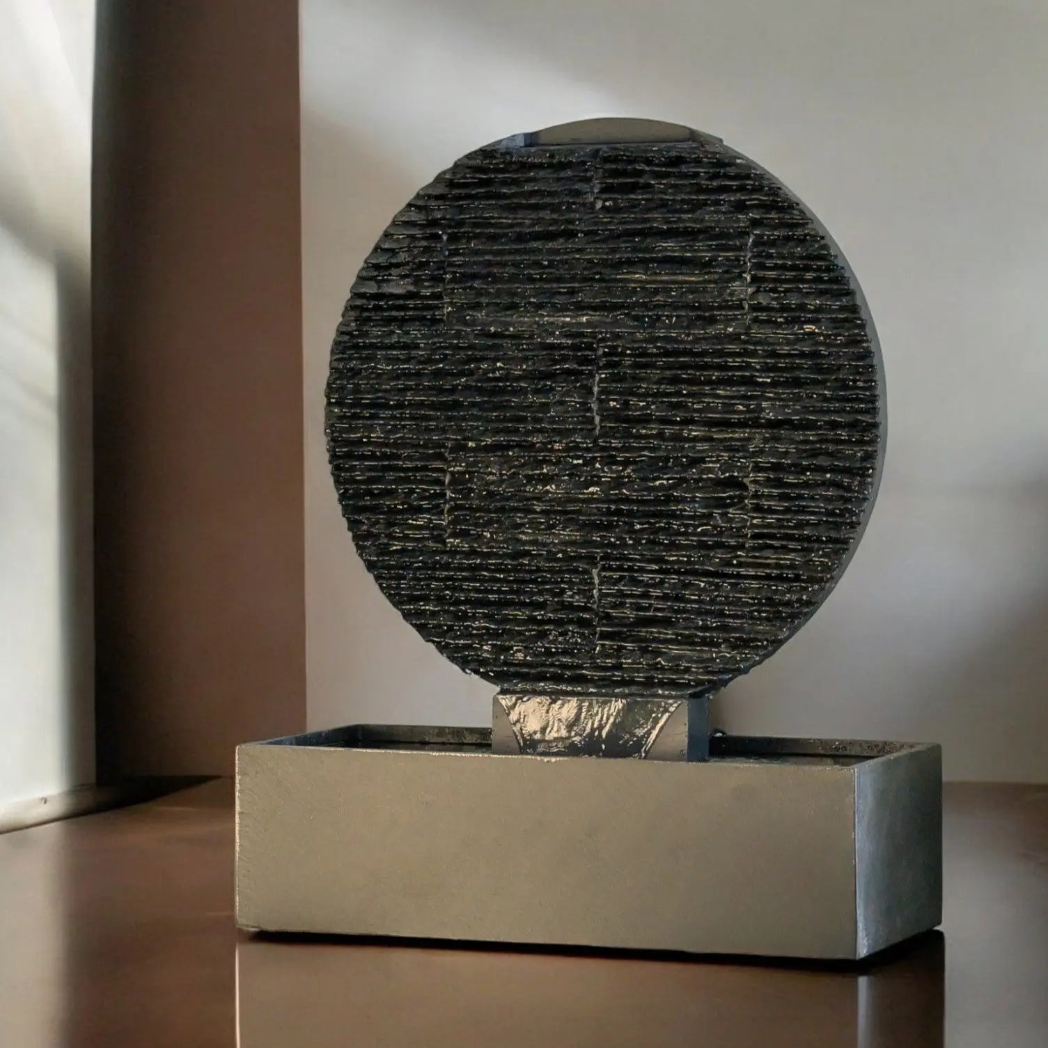 AYO L – Grosser Zen Brunnen Kreis aus Schiefer Schwarz - CLIMAQUA