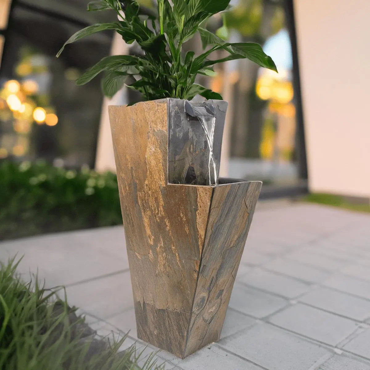 ZOE 30 Rusty – Wasserfallbrunnen mit Pflanzgefäss aus Naturschiefer Br –  CLIMAQUA