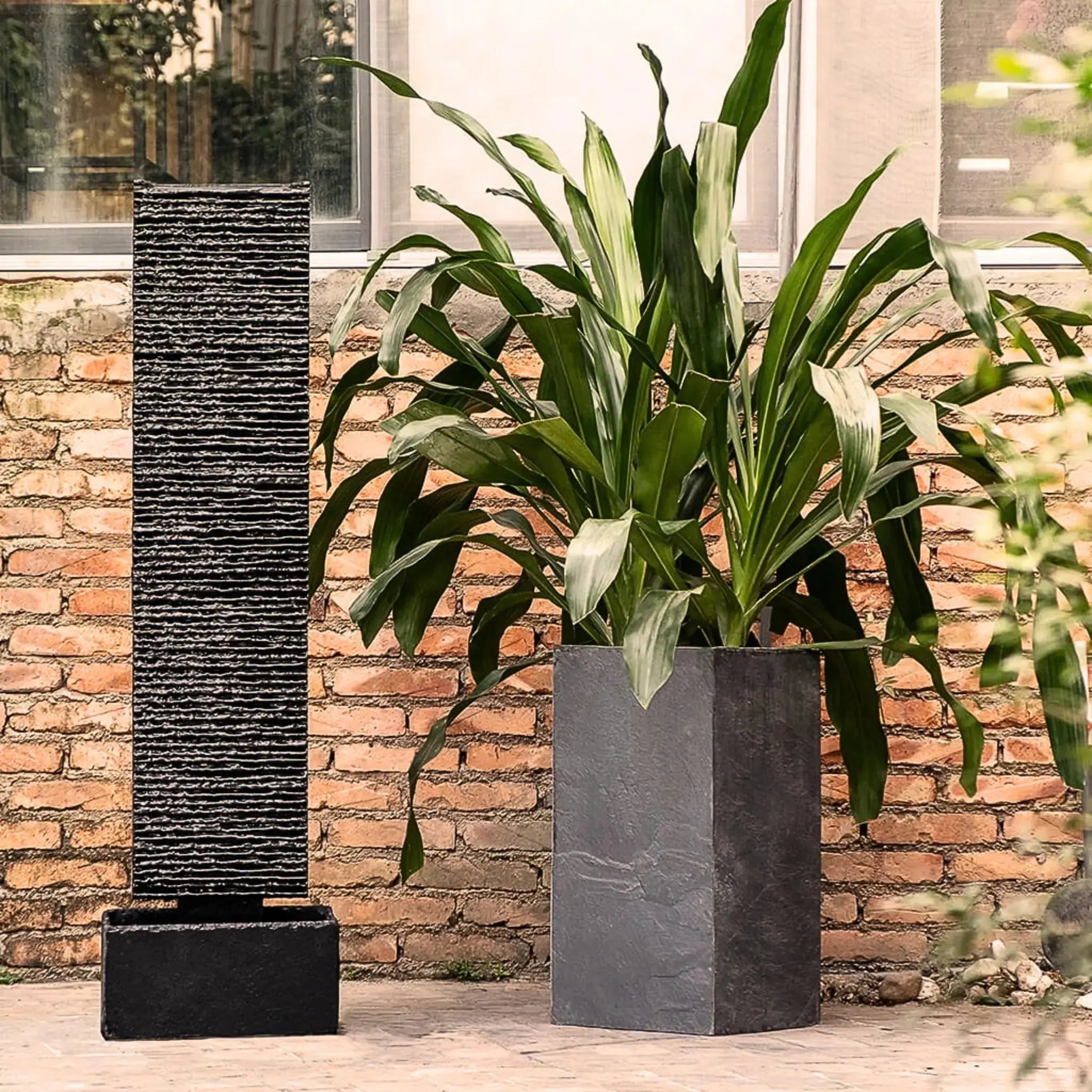 LIV L – Edle Wasserwand Schiefer Schwarz 130 cm - CLIMAQUA