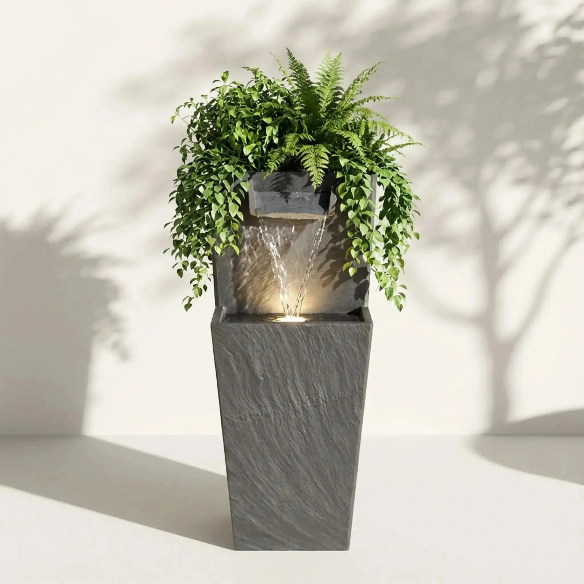 ZOE 20 Anthrazit – Gartenbrunnen mit Pflanzgefäss Wasserfall aus Naturschiefer Schwarz mit LED-Beleuchtung 28 x 21 x 53 cm 14 kg - CLIMAQUA