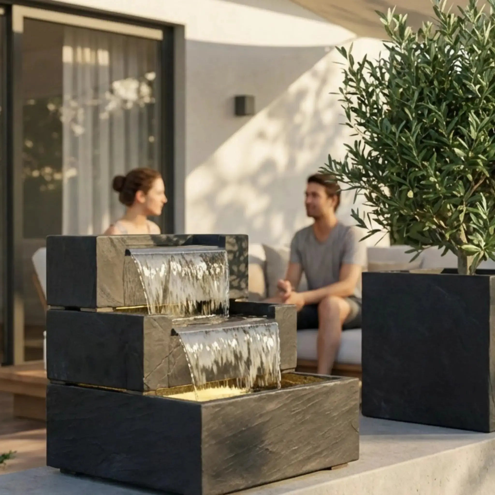 FIJI Falls – Gartenbrunnen mit zweifachem Wasserfall und warmweisser Belechtung - CLIMAQUA