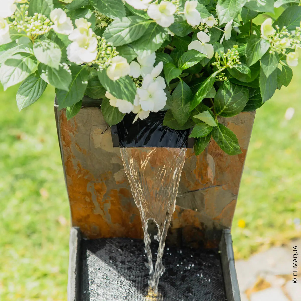 Gartenbrunnen Wasserfall mit Pflanzgefäss ZOE 20 - CLIMAQUA