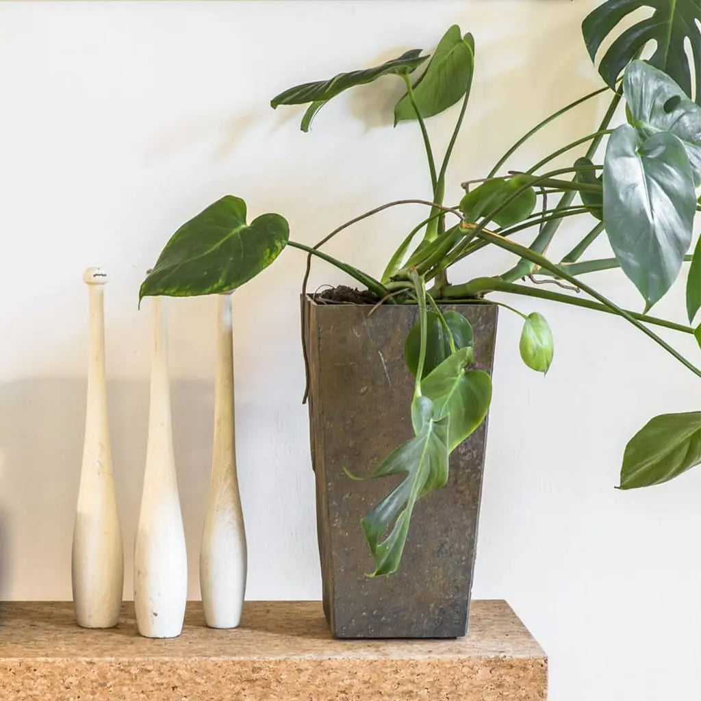 Konischer Übertopf 21 cm Schiefer STILO 21 Rusty - CLIMAQUA