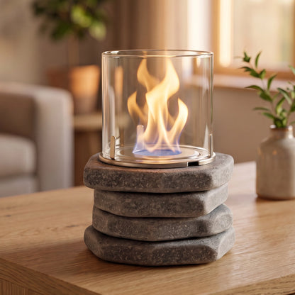 Tischfeuer PIERO auf einem Sideboard im Wohnzimmer