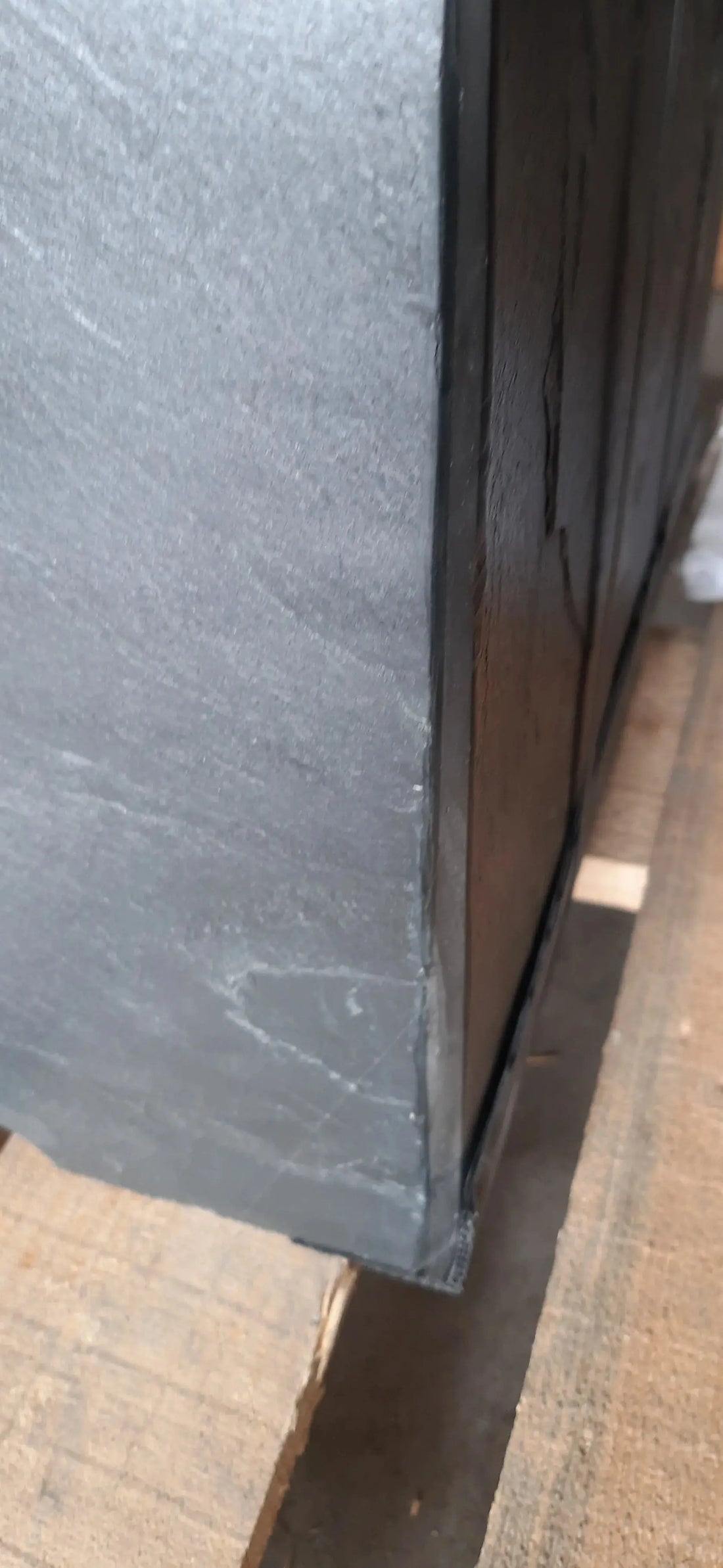 PYLO 87 Anthrazit B-Ware – Pflanzsäule 30x30x87 cm 21 kg Naturschiefer Schwarz Indoor - CLIMAQUA