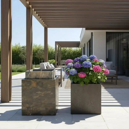 VIDA 40 Rusty – Springbrunnen edel eckig Naturschiefer Braun, Vogeltränke, stimmungsvolle LED, 38 x 38 x 48 cm, 36 kg - CLIMAQUA