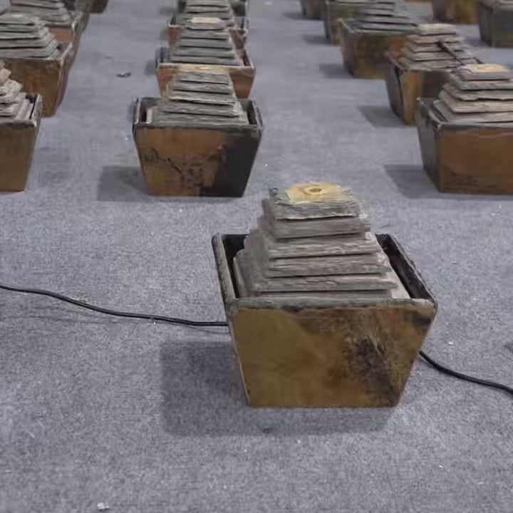 Zimmerbrunnen SUMI in der Produktion von CLIMAQUA